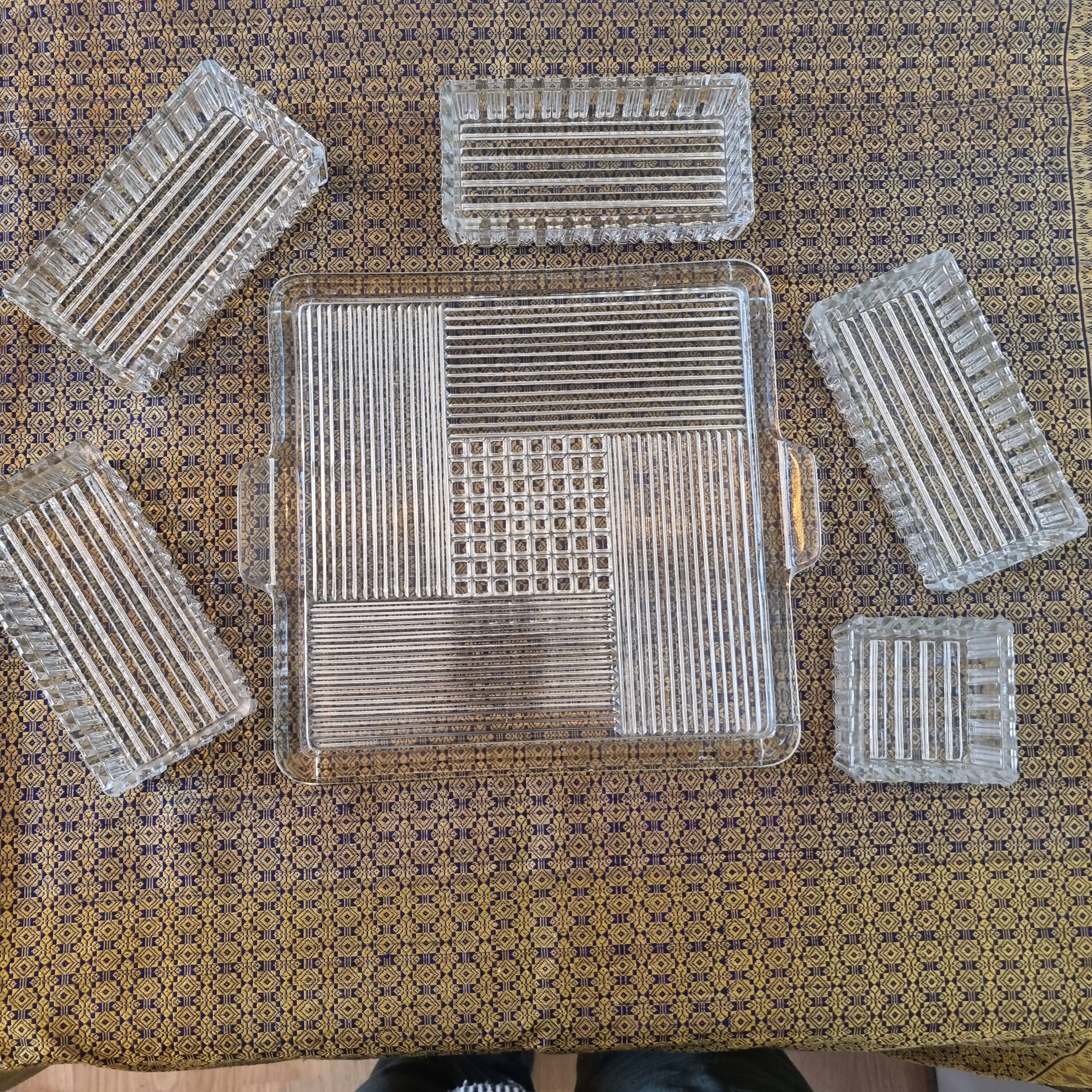 Large 6-piece aperitif tray in French molded rock crystal from the 50s and 60s