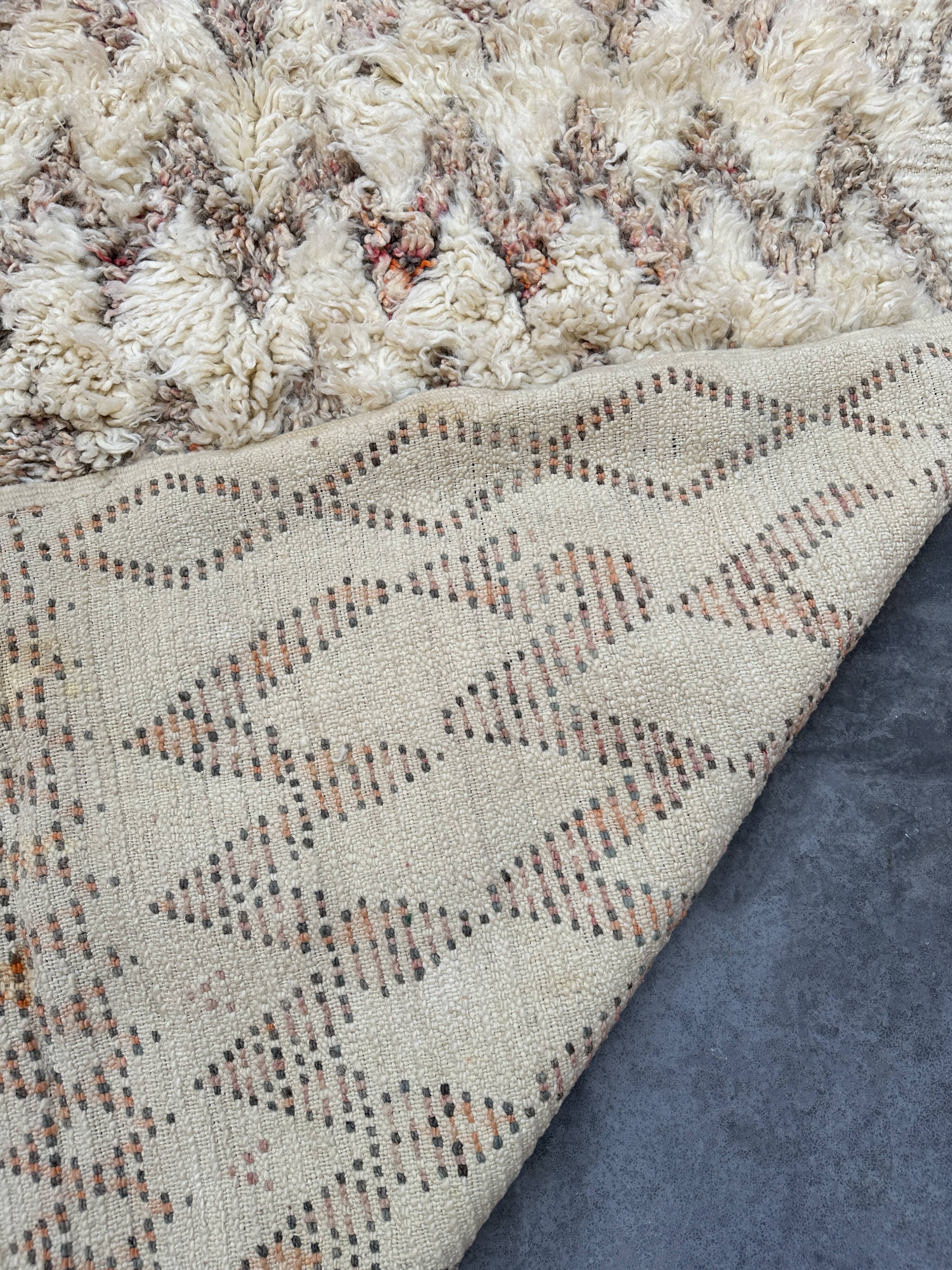 White Marmoucha Moroccan rug - 194 x 347 cm