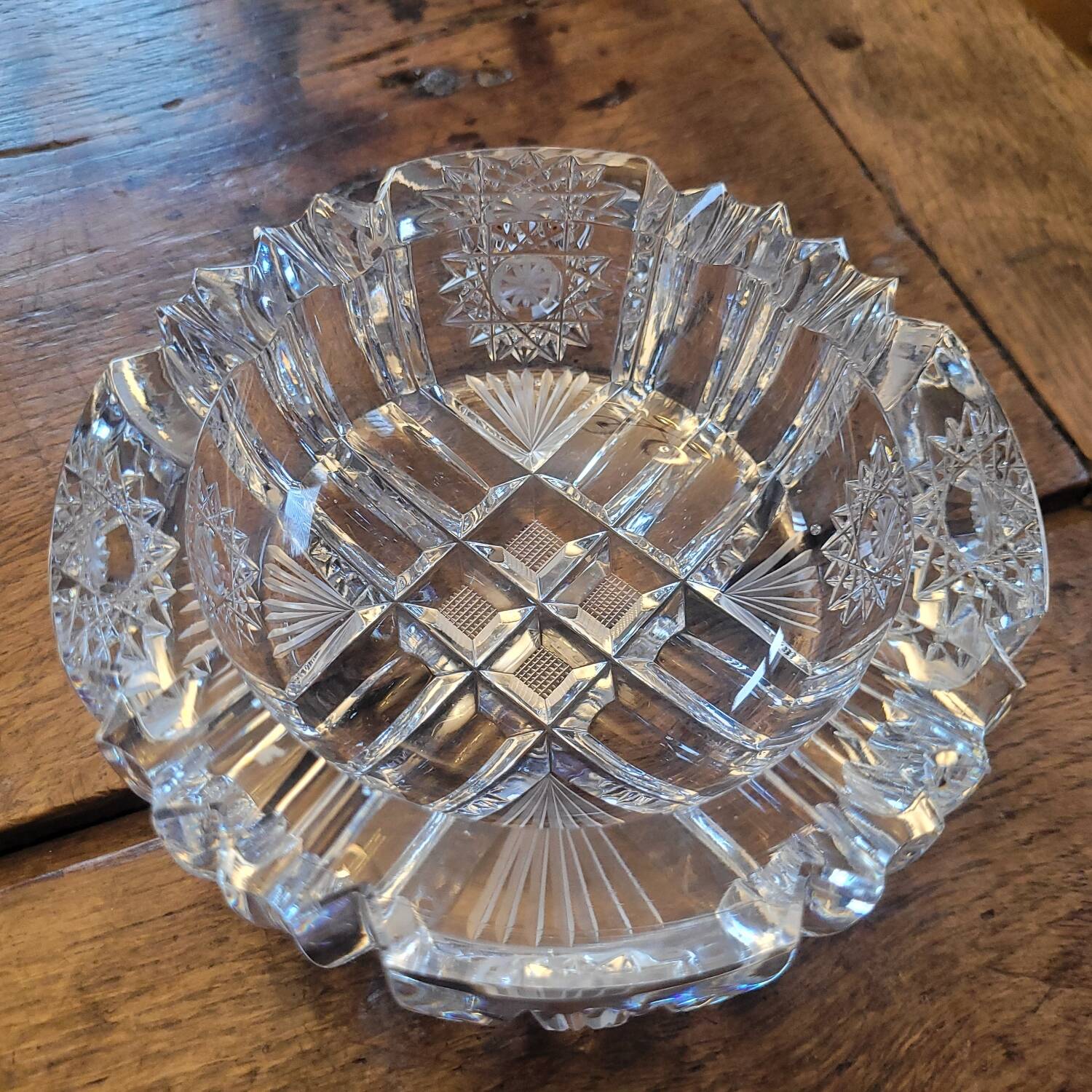 Cut crystal ashtray - French crystal factory from the 1970s-1980s
