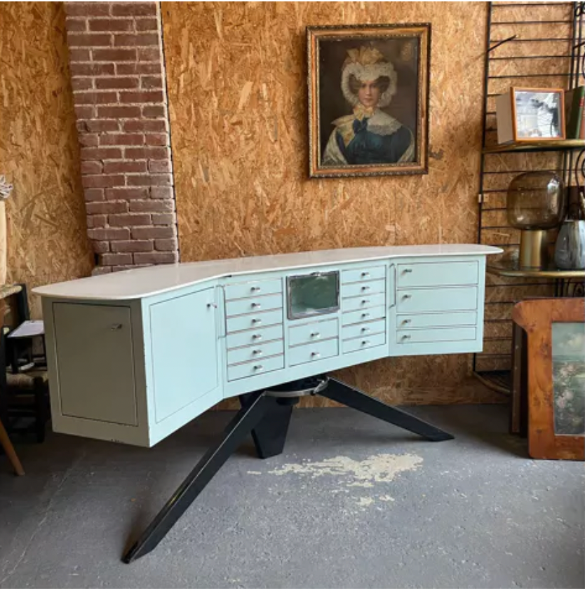 Pininfarina dentist's furniture