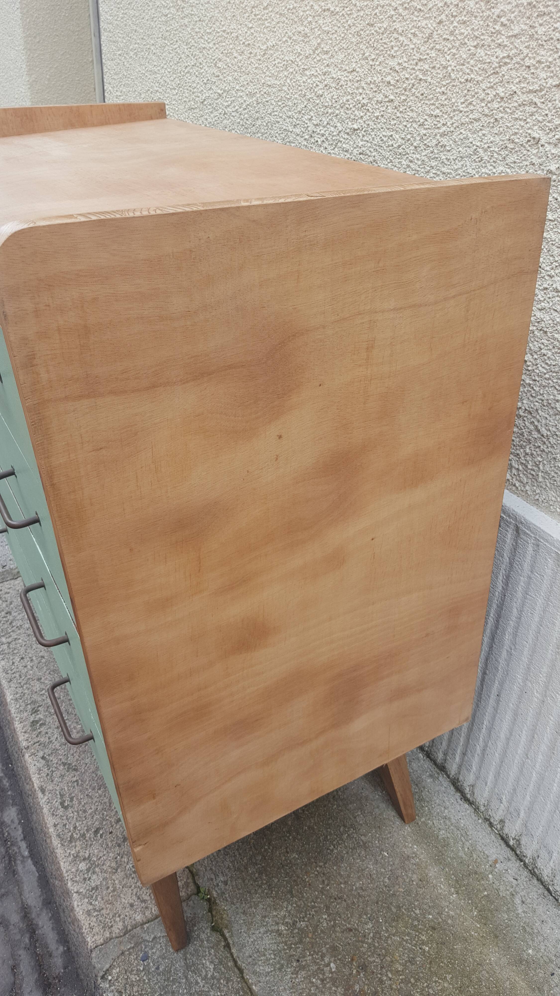 Vintage chest of drawers