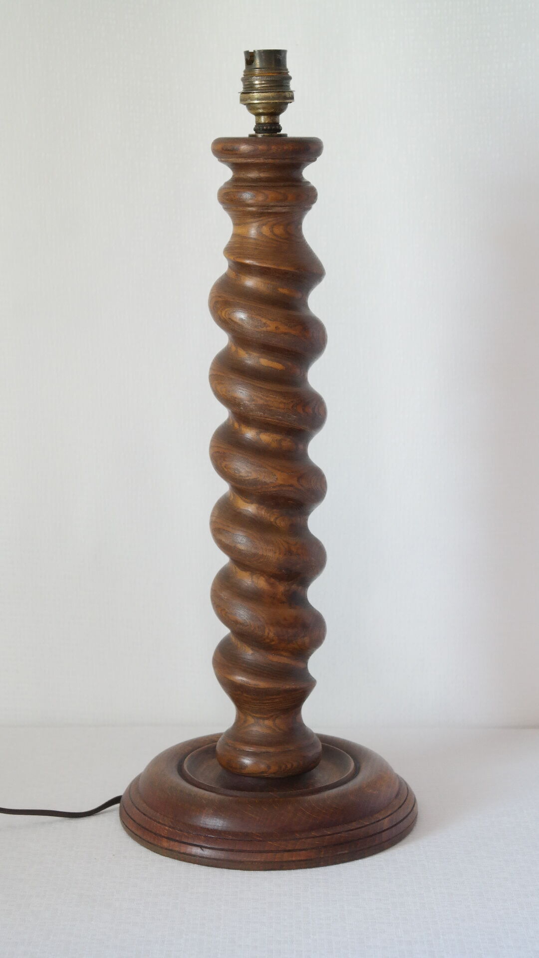 Vintage twisted turned wooden lamp base