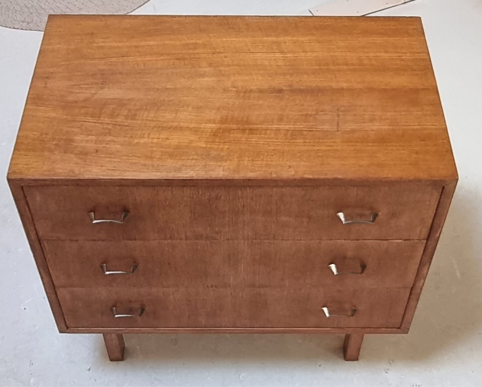 Mid-century drawer cabinet