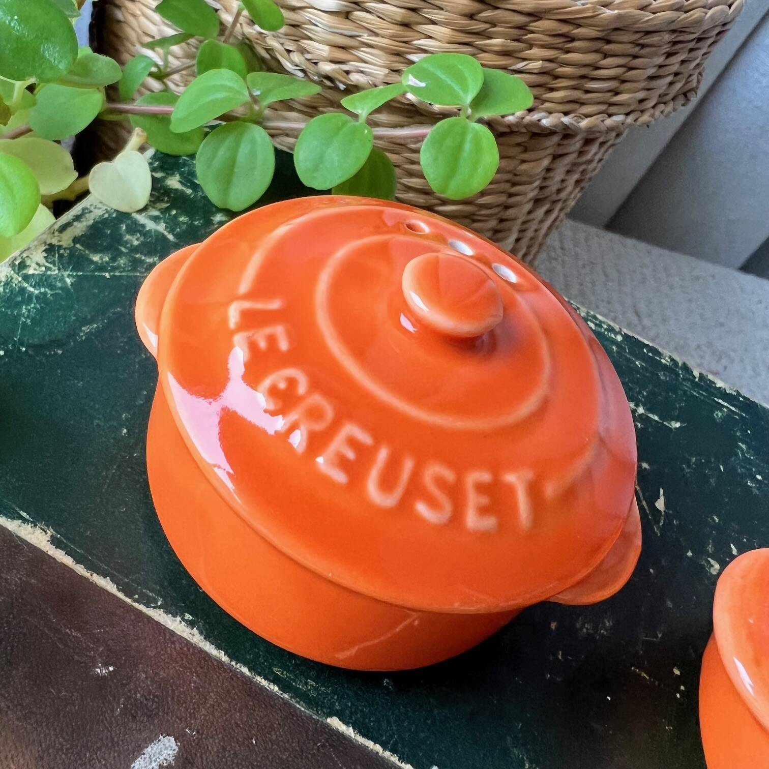 Le Creuset” salt and pepper shakers | Selency