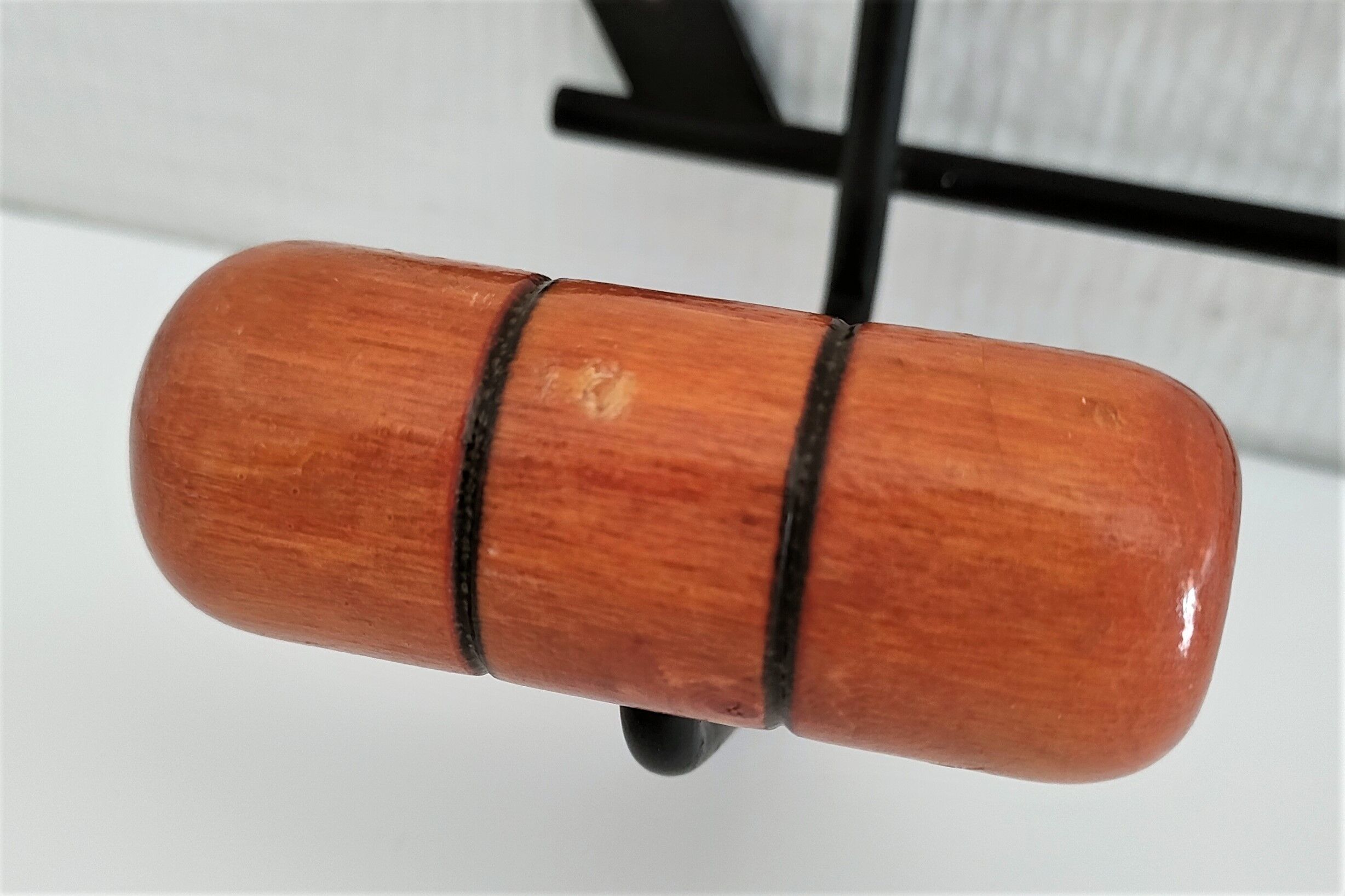 Modernist wall-mounted coat rack in metal and wood, 60s design