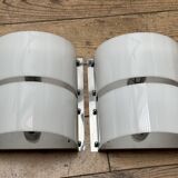 Pair of Italian wall lights in white lucite, mid-20th century