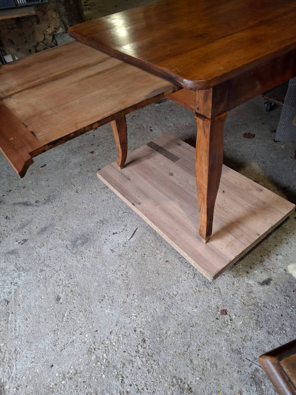 Dining table from Ile et Vilaine