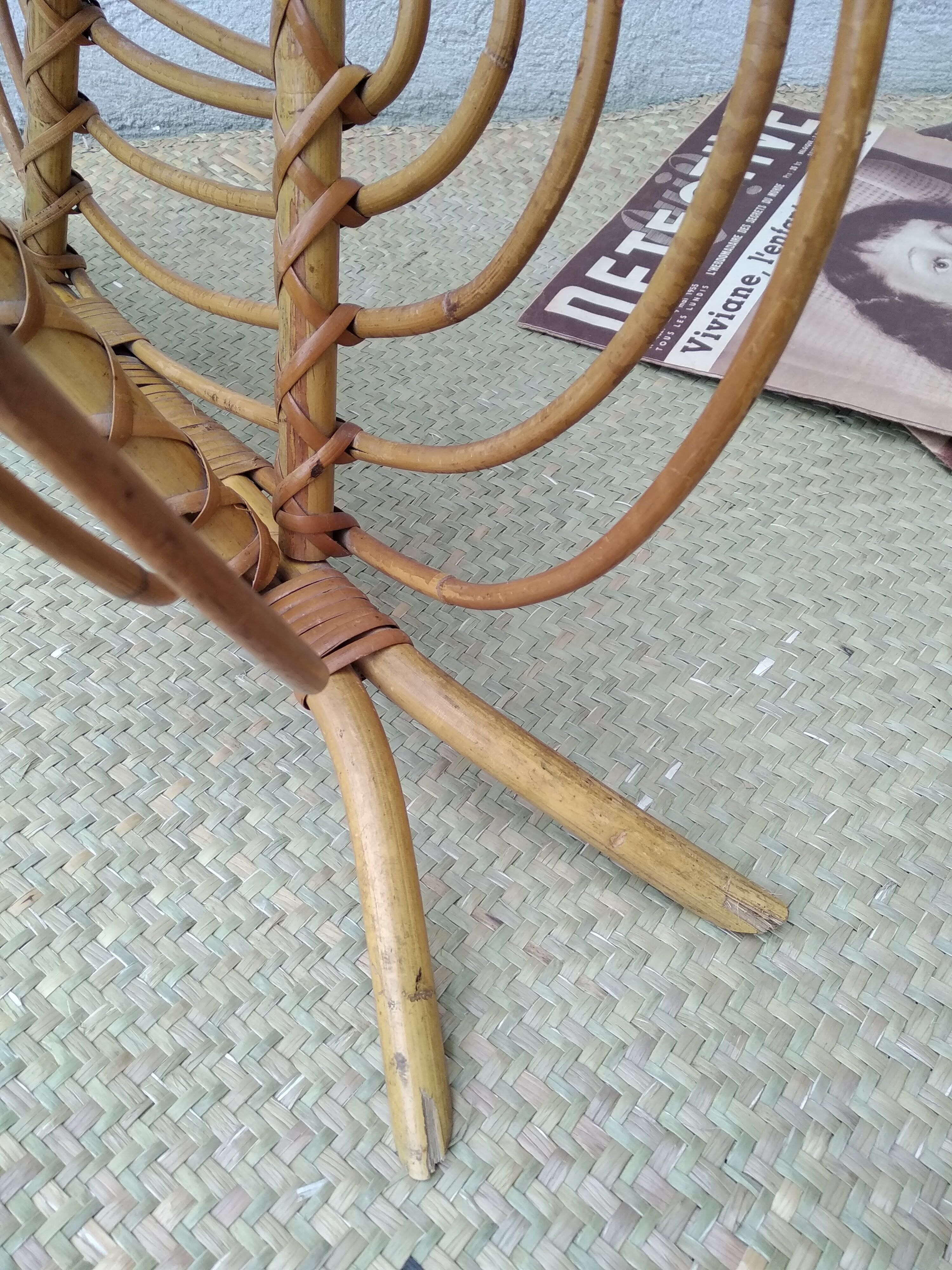 Rattan magazine holders