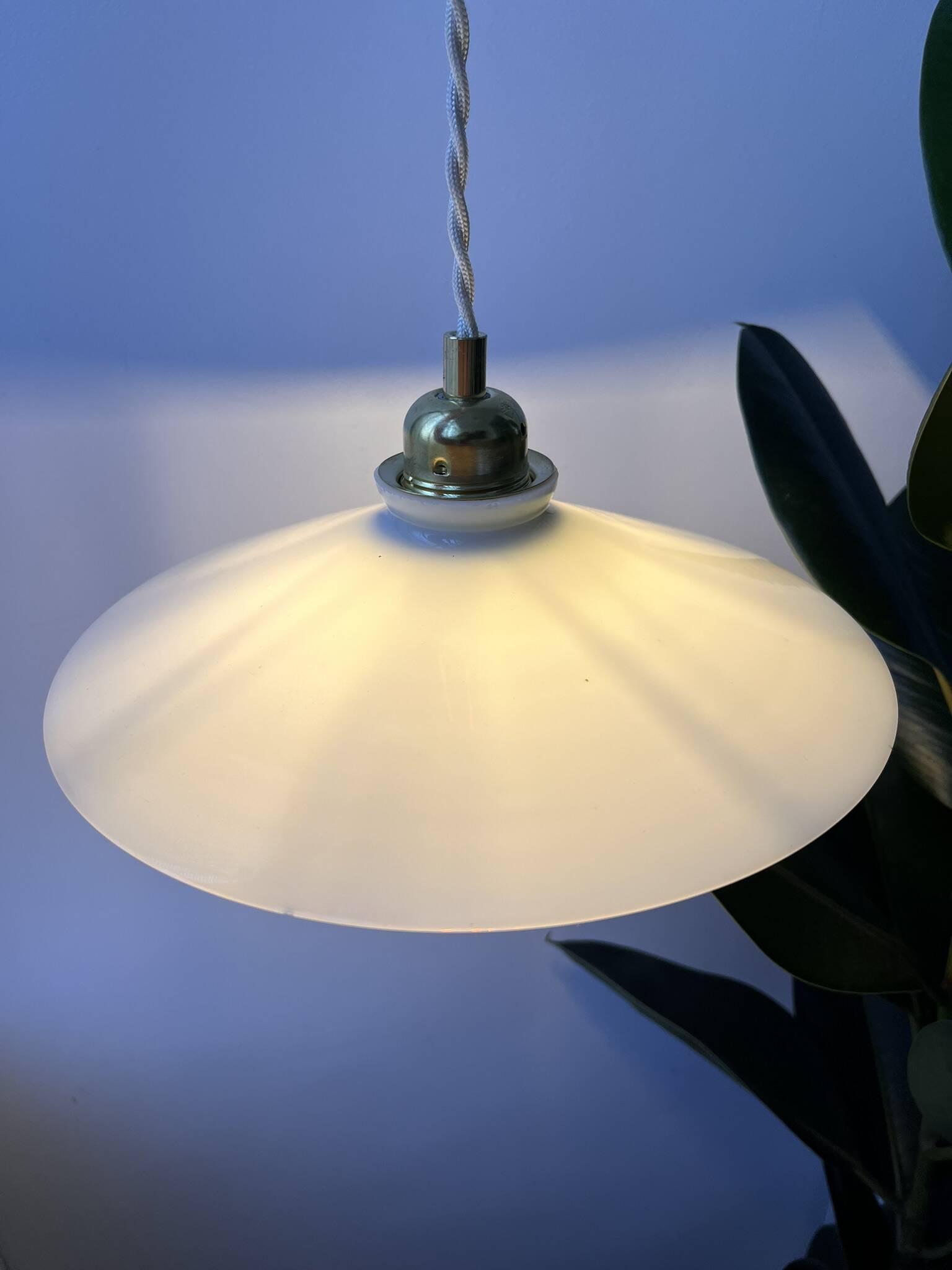 Vintage flat opaline pendant light from the 40s and 50s - large model - several copies available