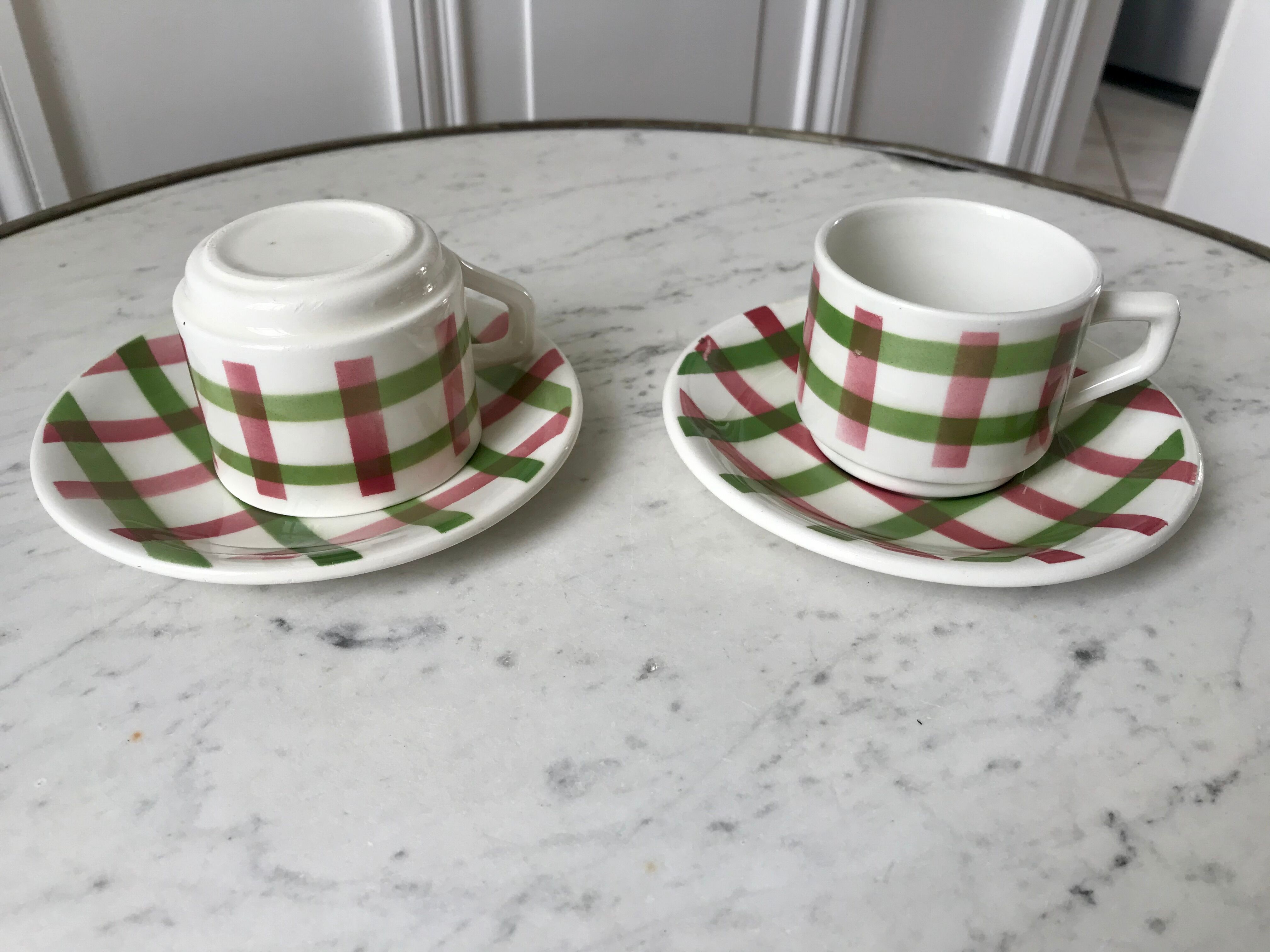 Duo de tasses et sous-tasses à café motif écossais / vichy années 50