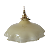 Yellow opaline suspension