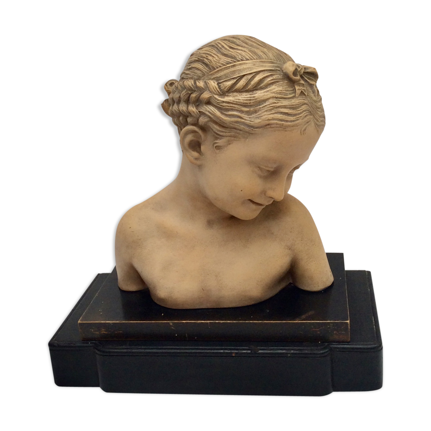 Girl's head in terracotta numbered