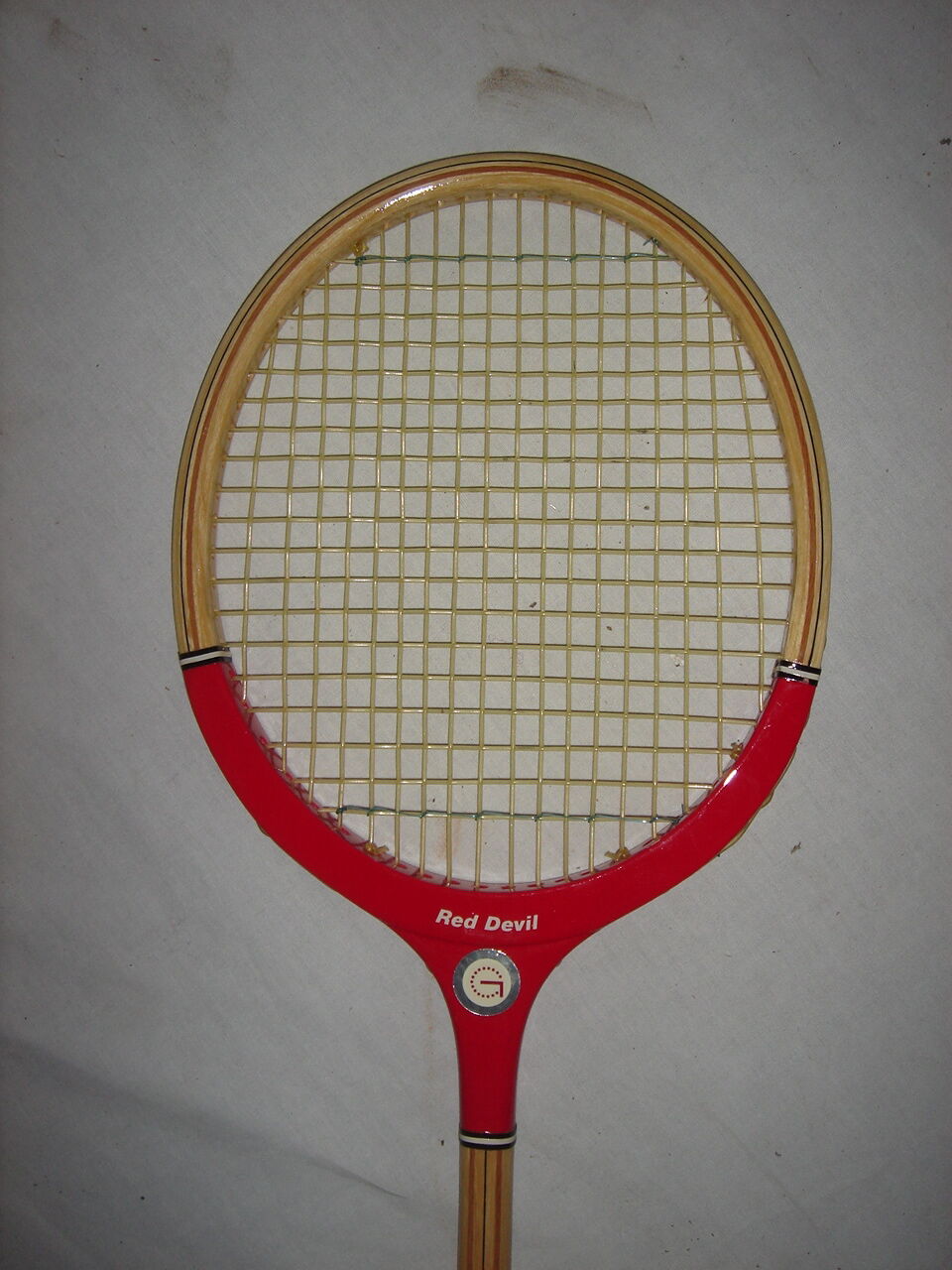 Ancienne raquette de squash en bois Red Devil Grays of Cambridge