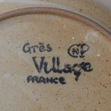 6 Vintage Village Stoneware Soup Plates