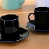 Set of 6 cups and under black vintage cups