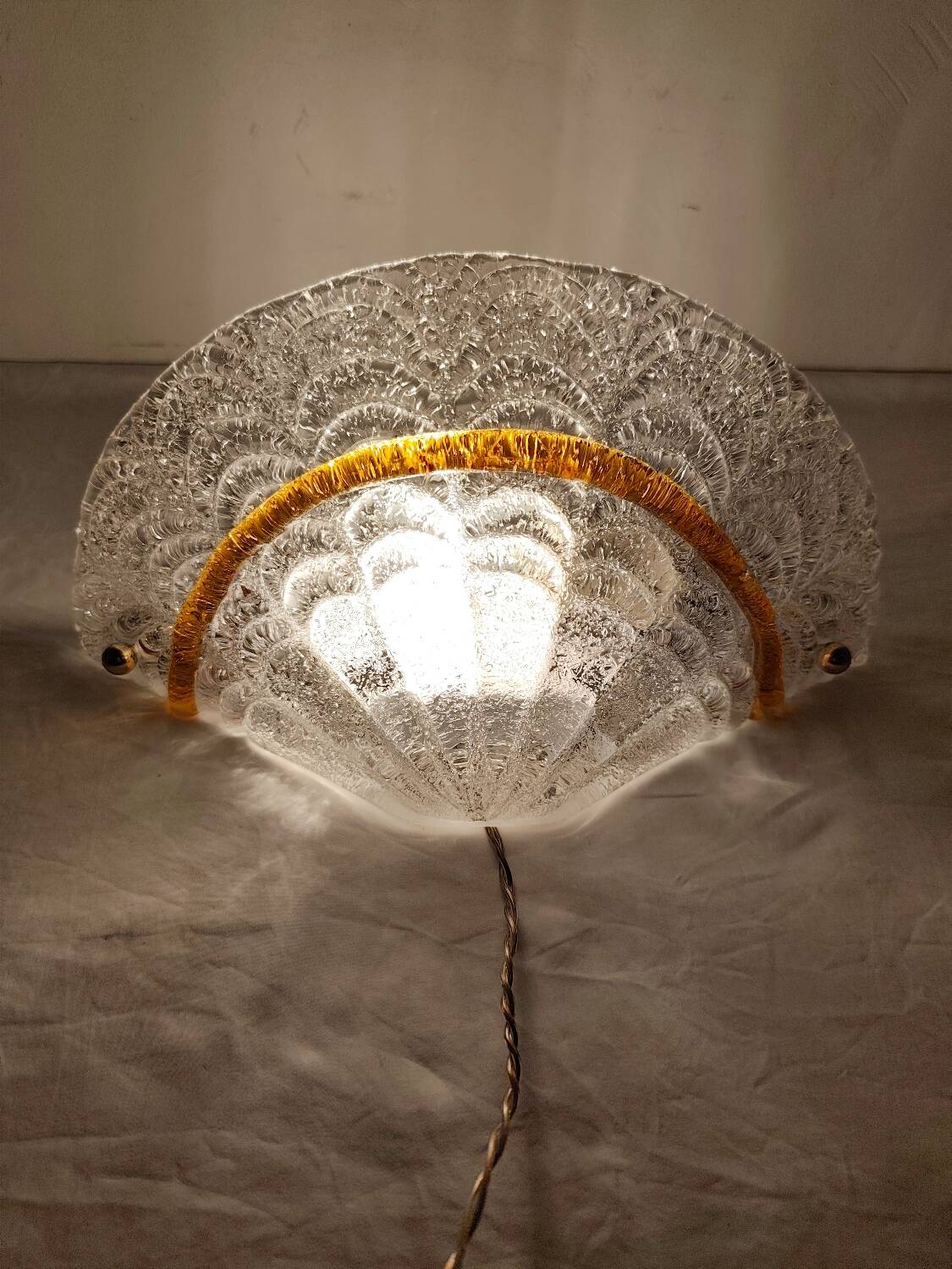 Aplique de pared de cristal de Murano. Italia, 1990.
