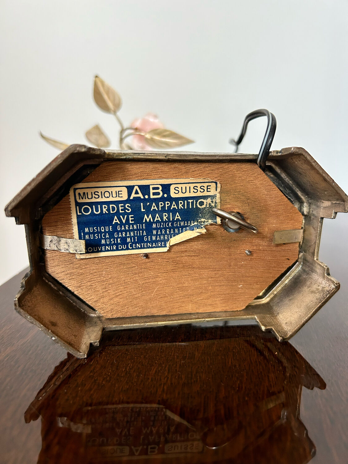 Vintage lamp Lourdes