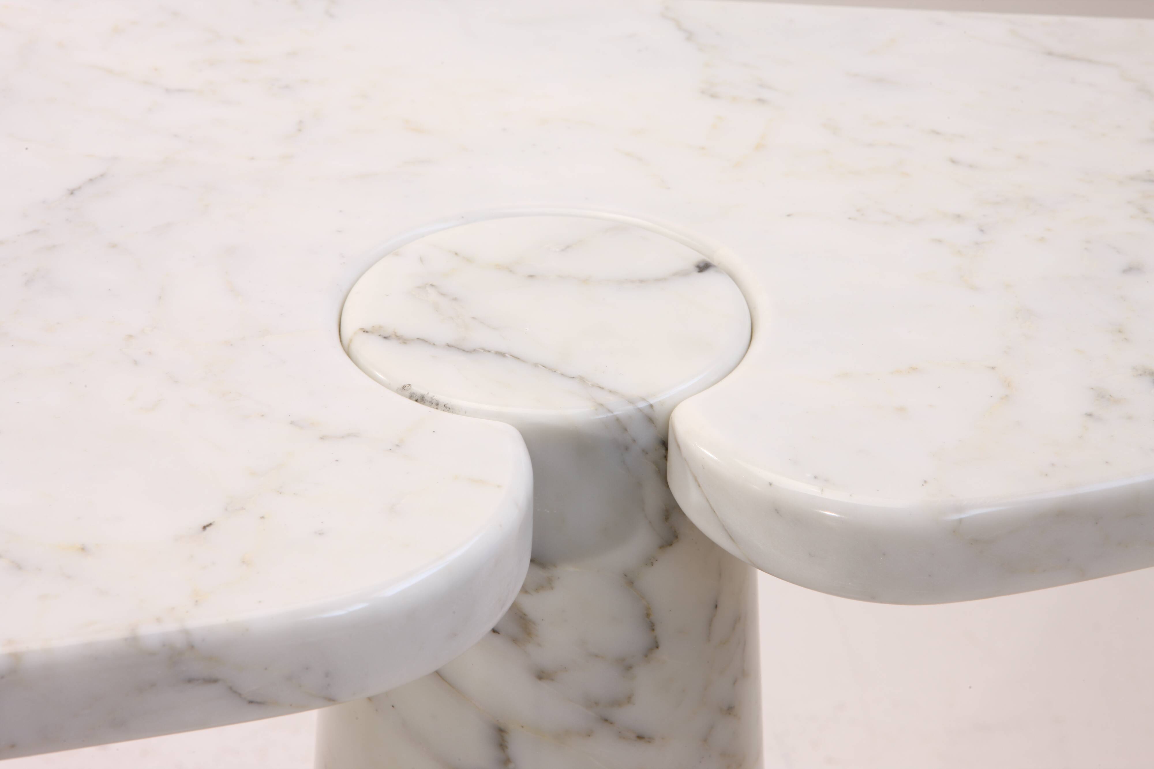 "Eros" console by Angelo Mangiarotti Skipper edition