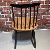 Lot de trois chaises modèle FANETT dans le goût de Lennart KARLSTRORP