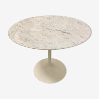 Table Tulip en marbre d'Eero Saarinen pour Knool