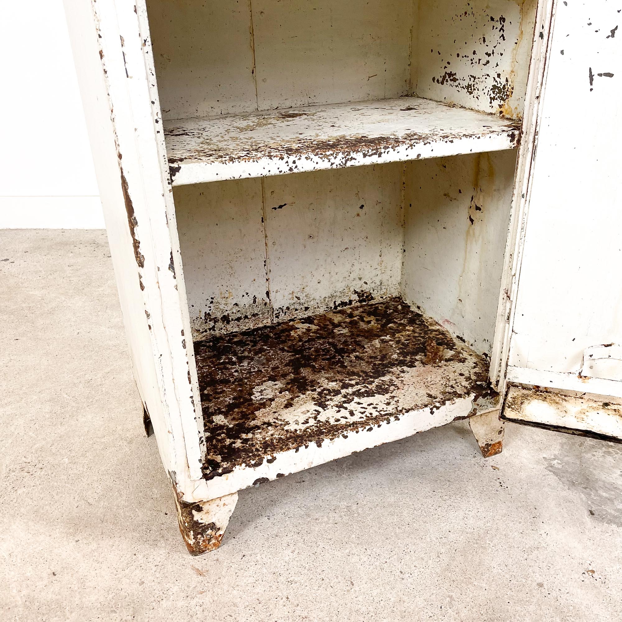Industrial metal workshop cabinet