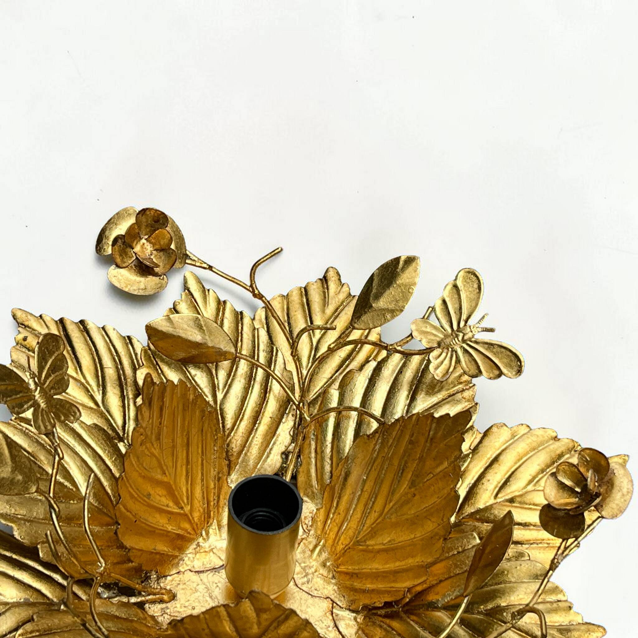 Vintage gold leaf metal flower wall light Florentine wall sconce