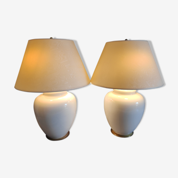 Lamps 2 white cracked ceramic foot fires