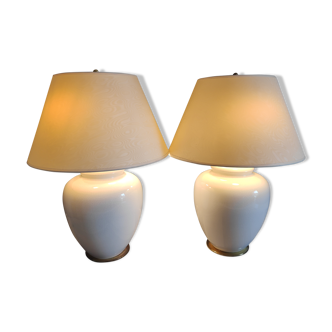 Lamps 2 white cracked ceramic foot fires