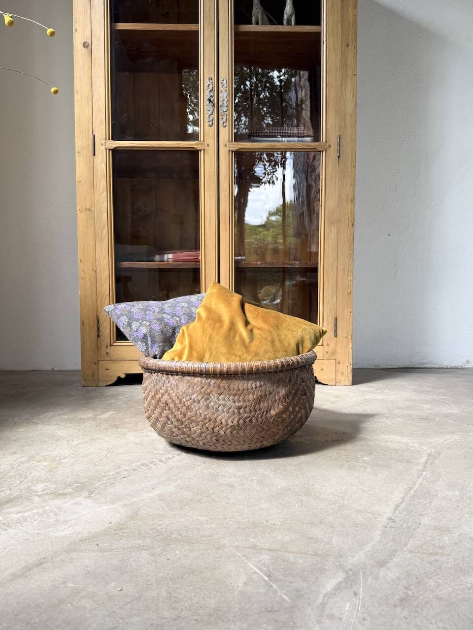 Vietnamese tea basket, mid-20th century