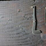Double-sided cutlery cabinet