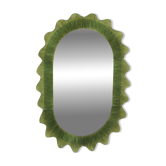 Miroir italien vert en forme organique en verre de Murano et laiton
