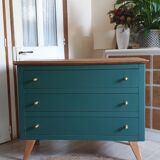 Chest of drawers in oak compass feet