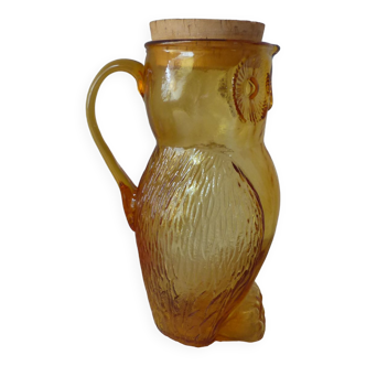 Owl-shaped pitcher Yellow Glass with Vintage Cap