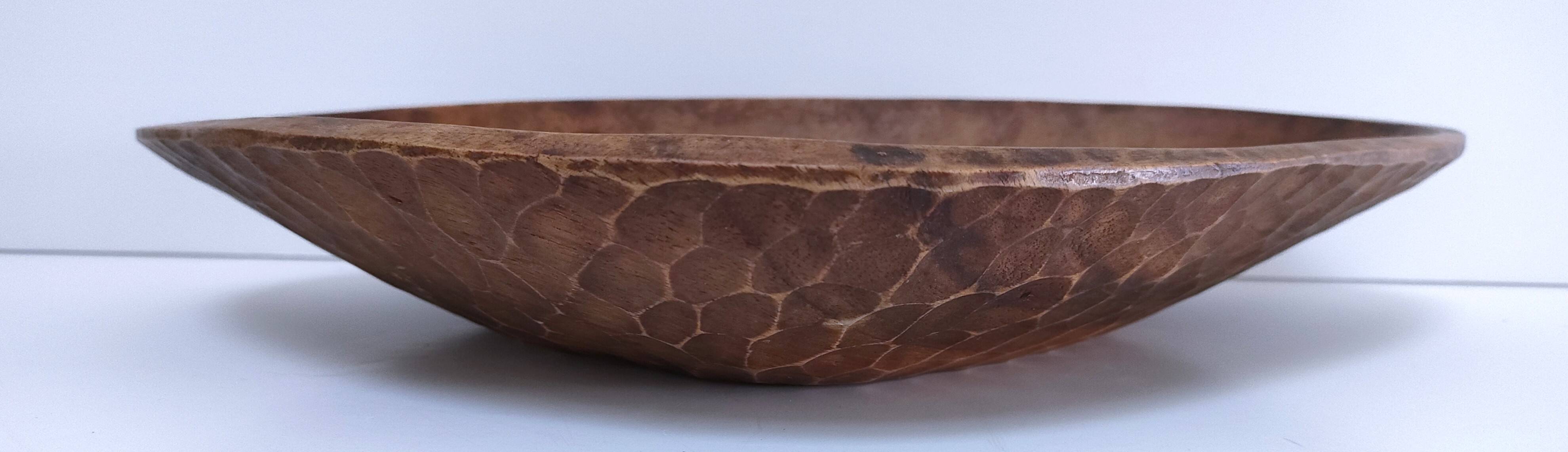 Empty wooden pocket cut gouge free form vintage