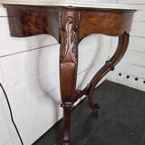 Console galbée ancienne style Louis XV en noyer