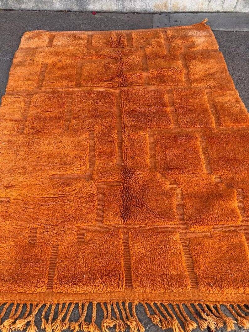 Traditional Moroccan Berber rug 250cm x 150cm