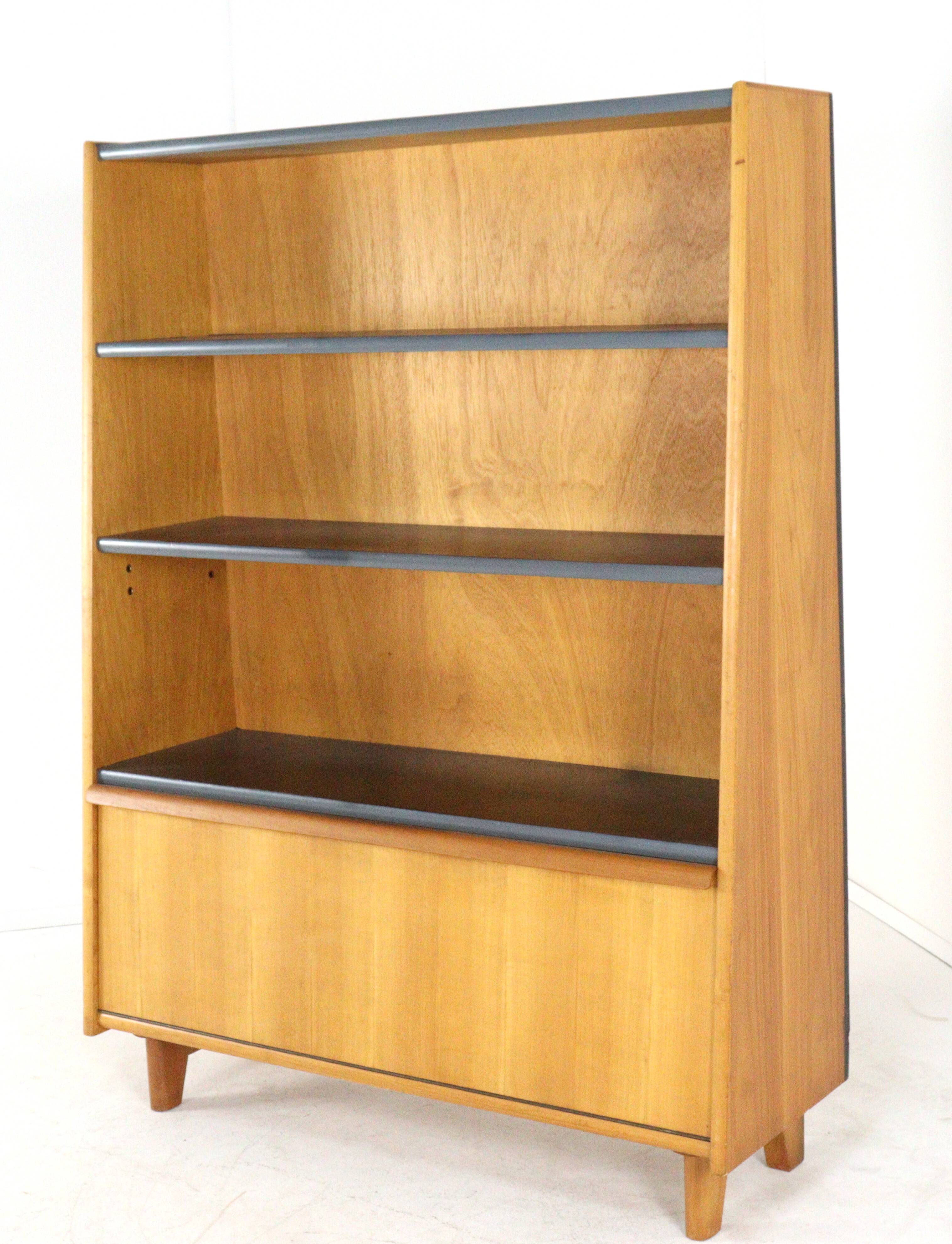 Bibliothèque dans le style de Pastoe Cees Braakman - rénovée
