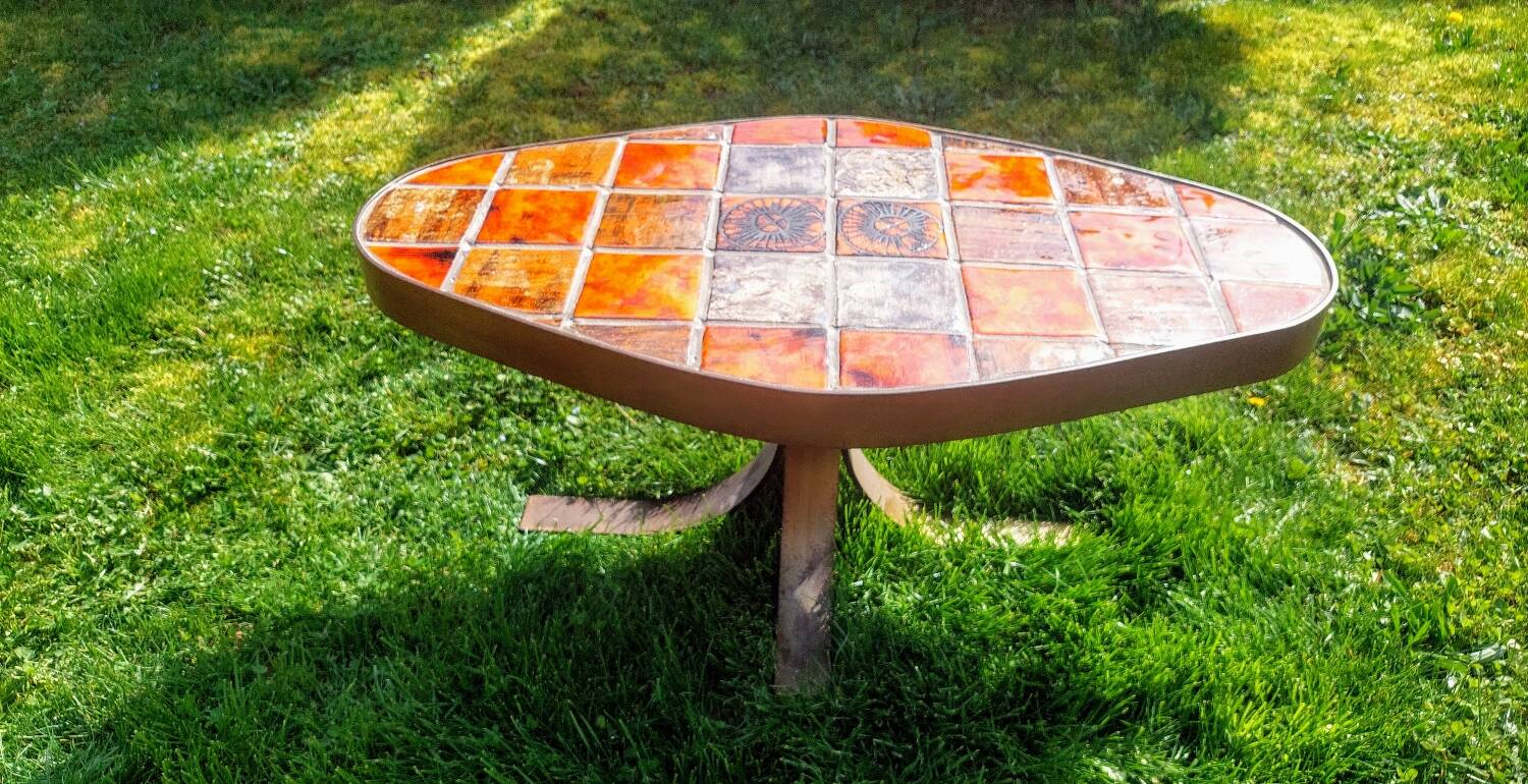 Vintage coffee table