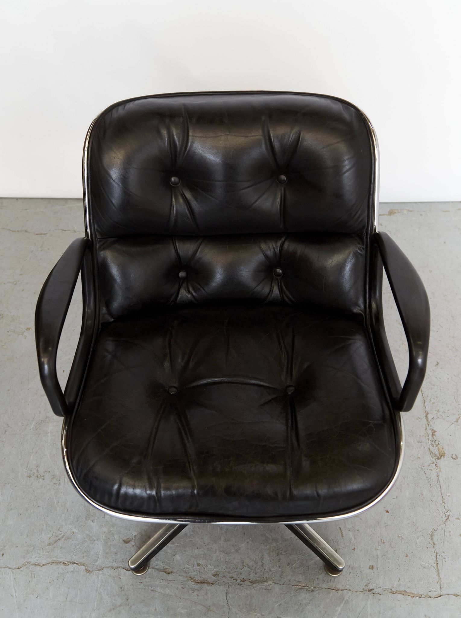 Executive chair by Charles Pollock for Knoll International, 1960s