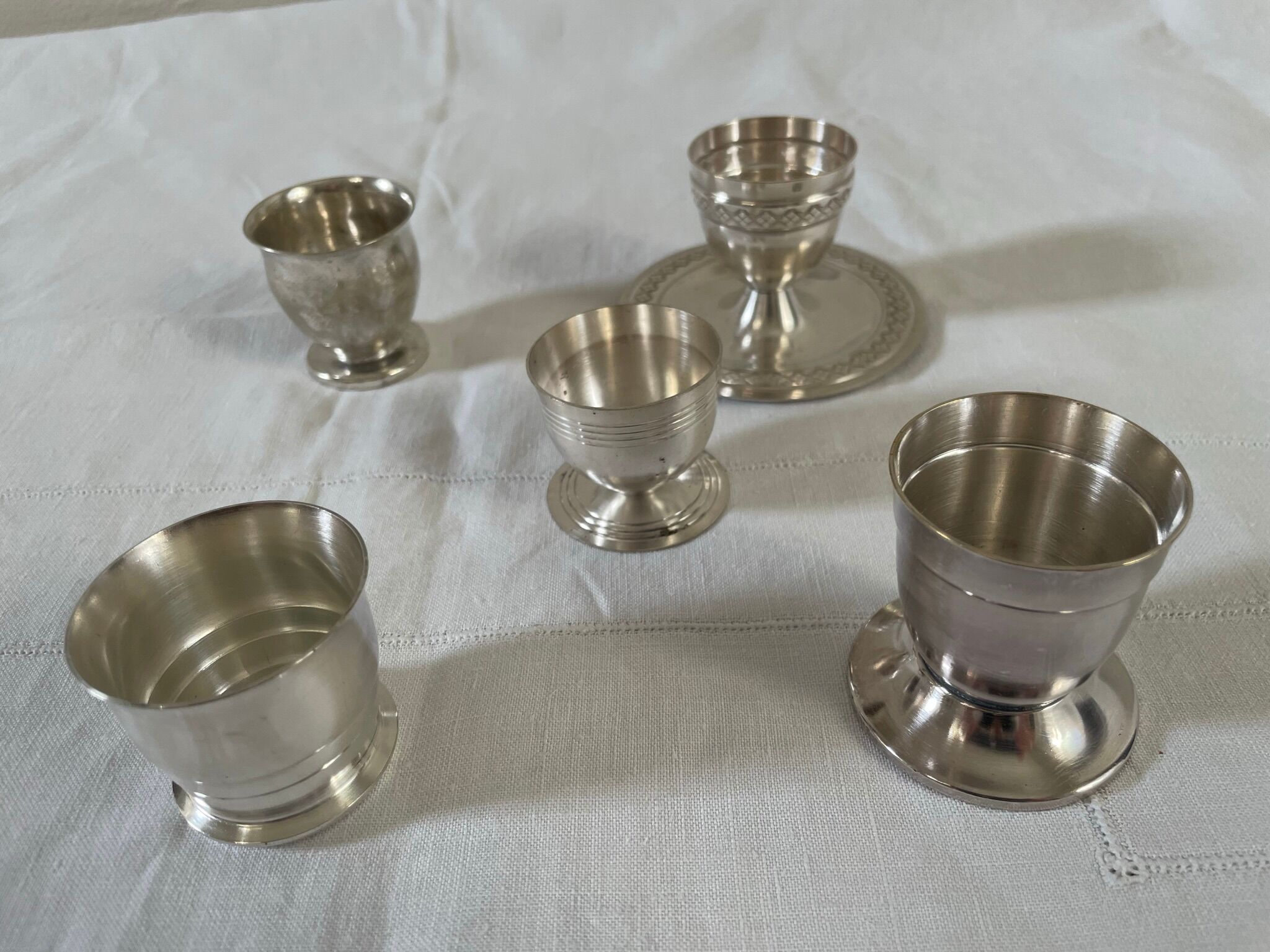 silver metal coquetiers