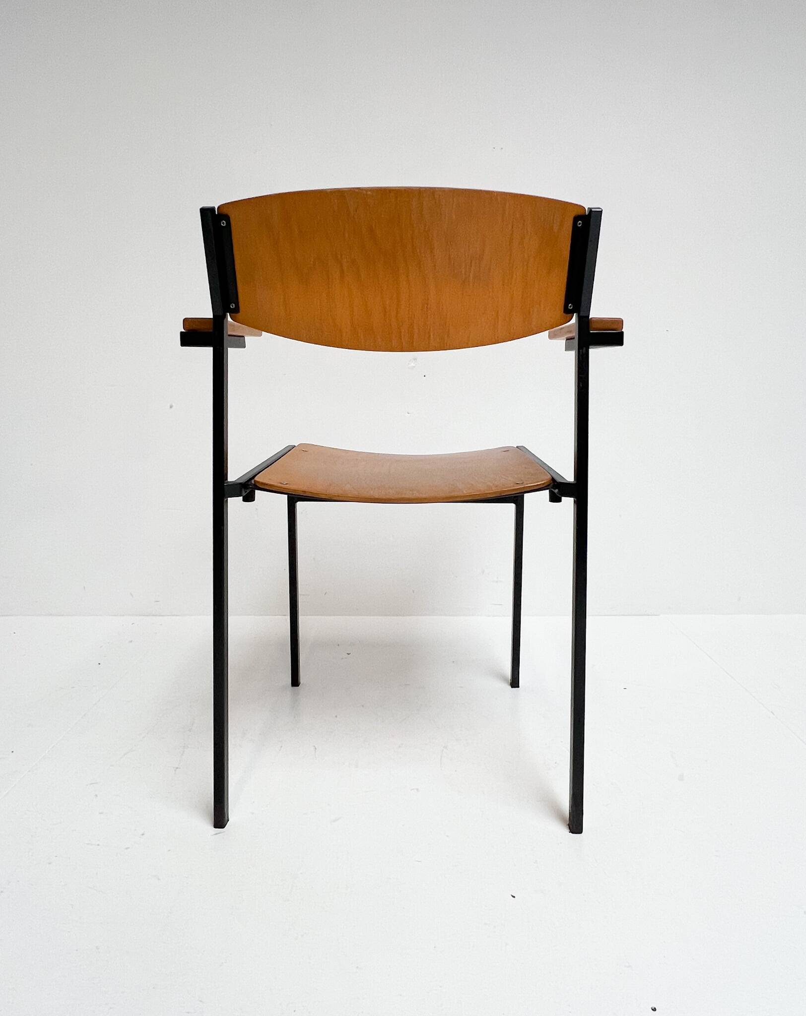 6 chaises empilables par Gijs van der Sluis, 1970
