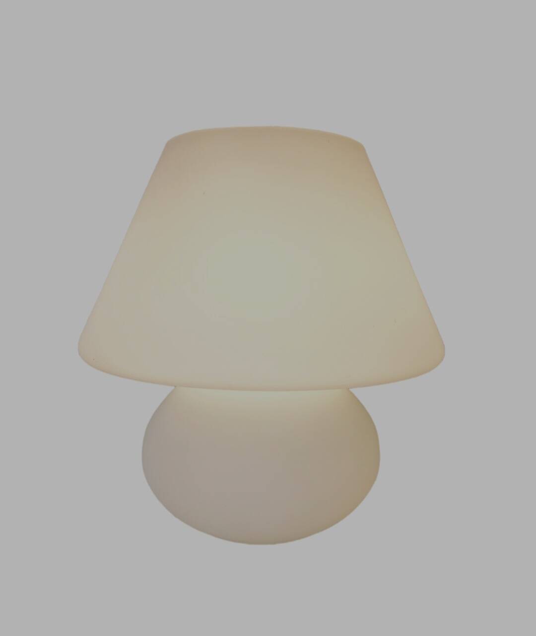 Vintage mushroom table lamp, Hustadt Leuchten, in opaline glass model L 1970.