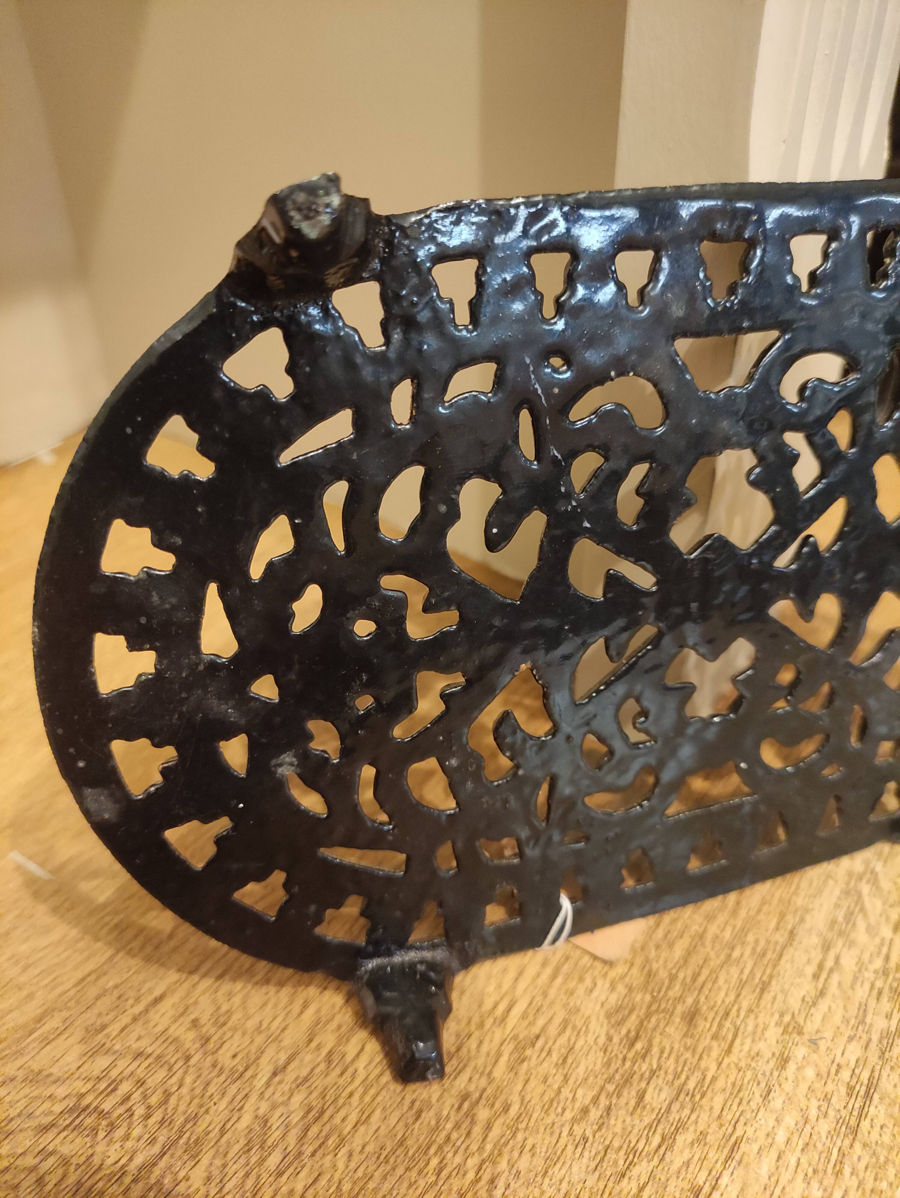 Old cast iron trivia
