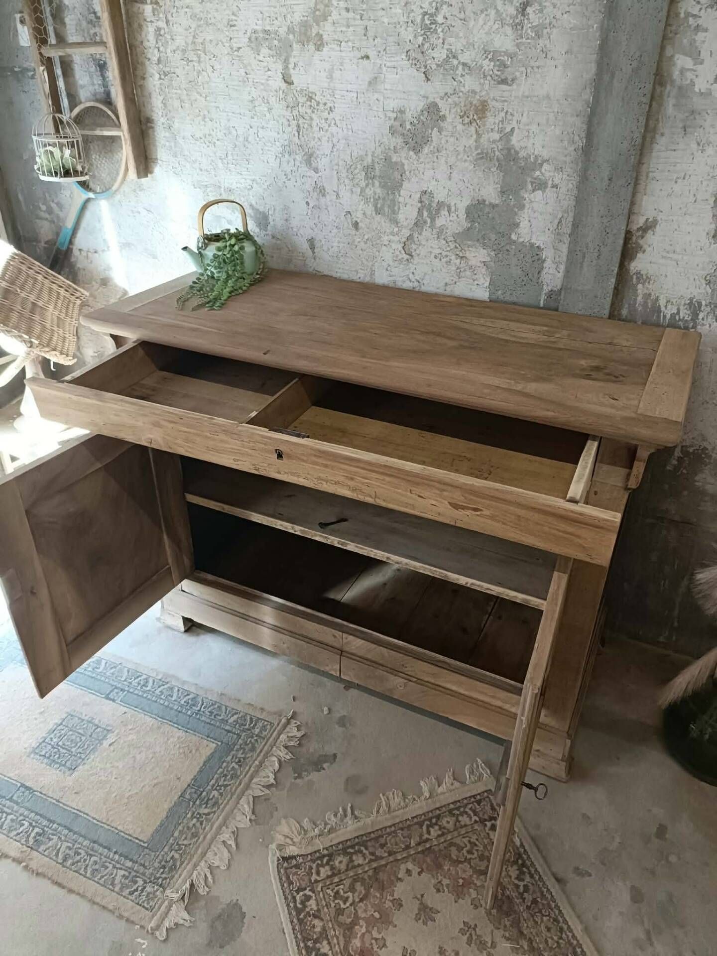 Buffet en bois