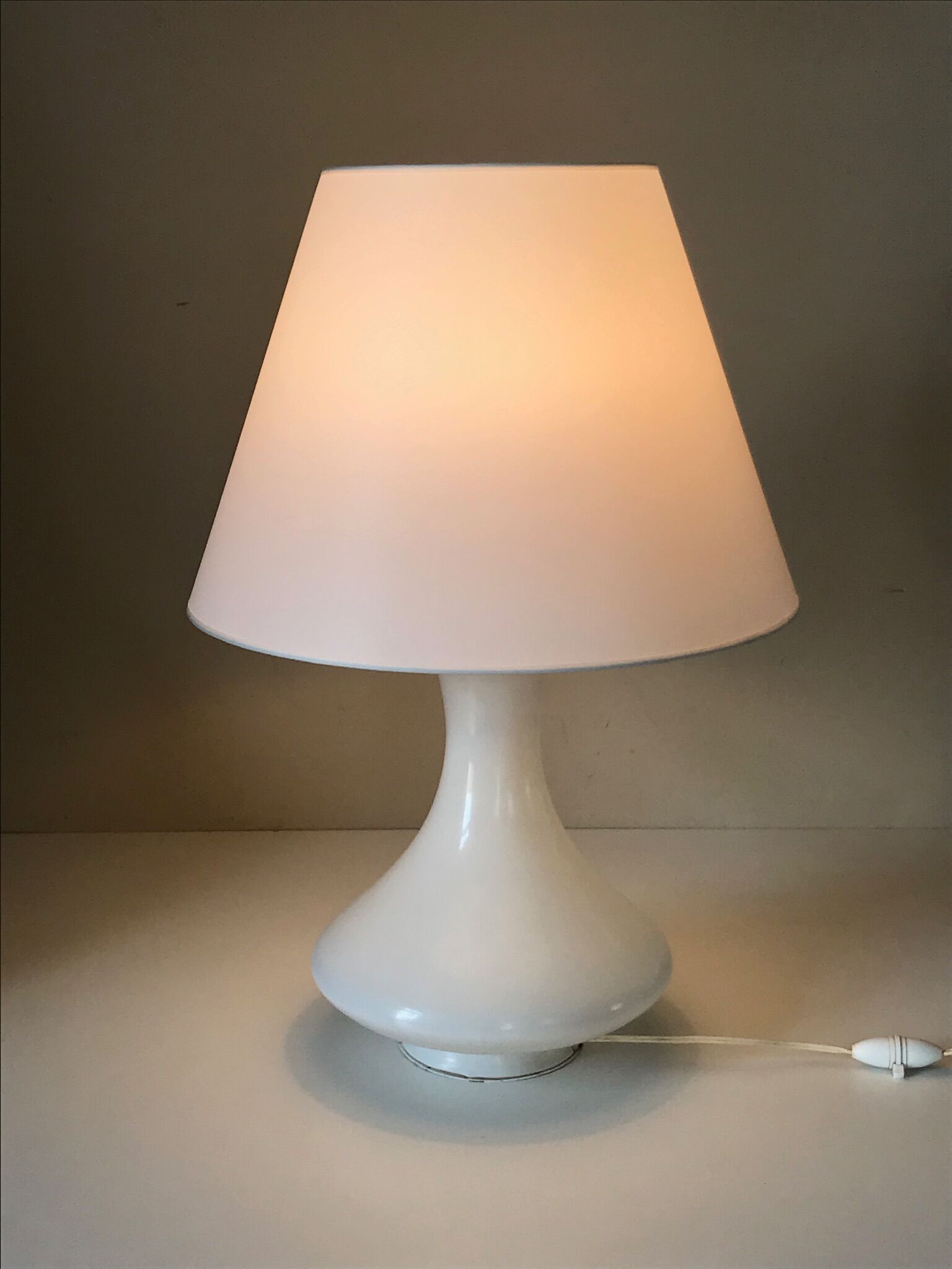 Opaline and brass opaline lamp 70