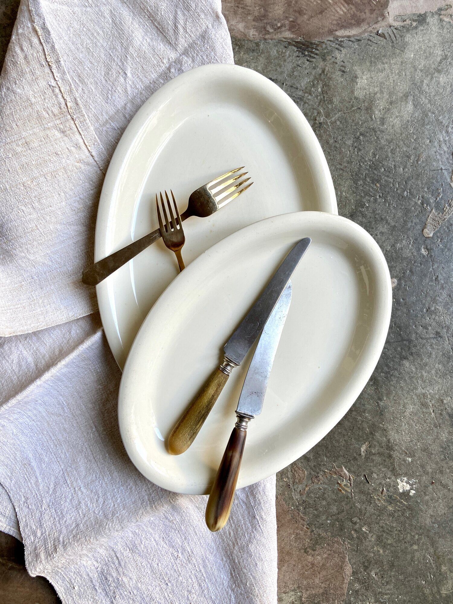 Sarreguemines oval dish in unbleached earthenware