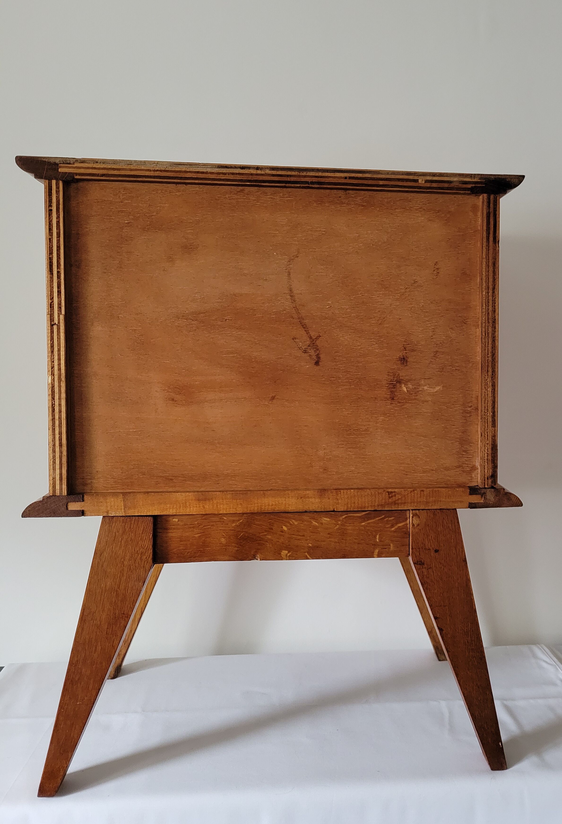 Bedside table compass legs