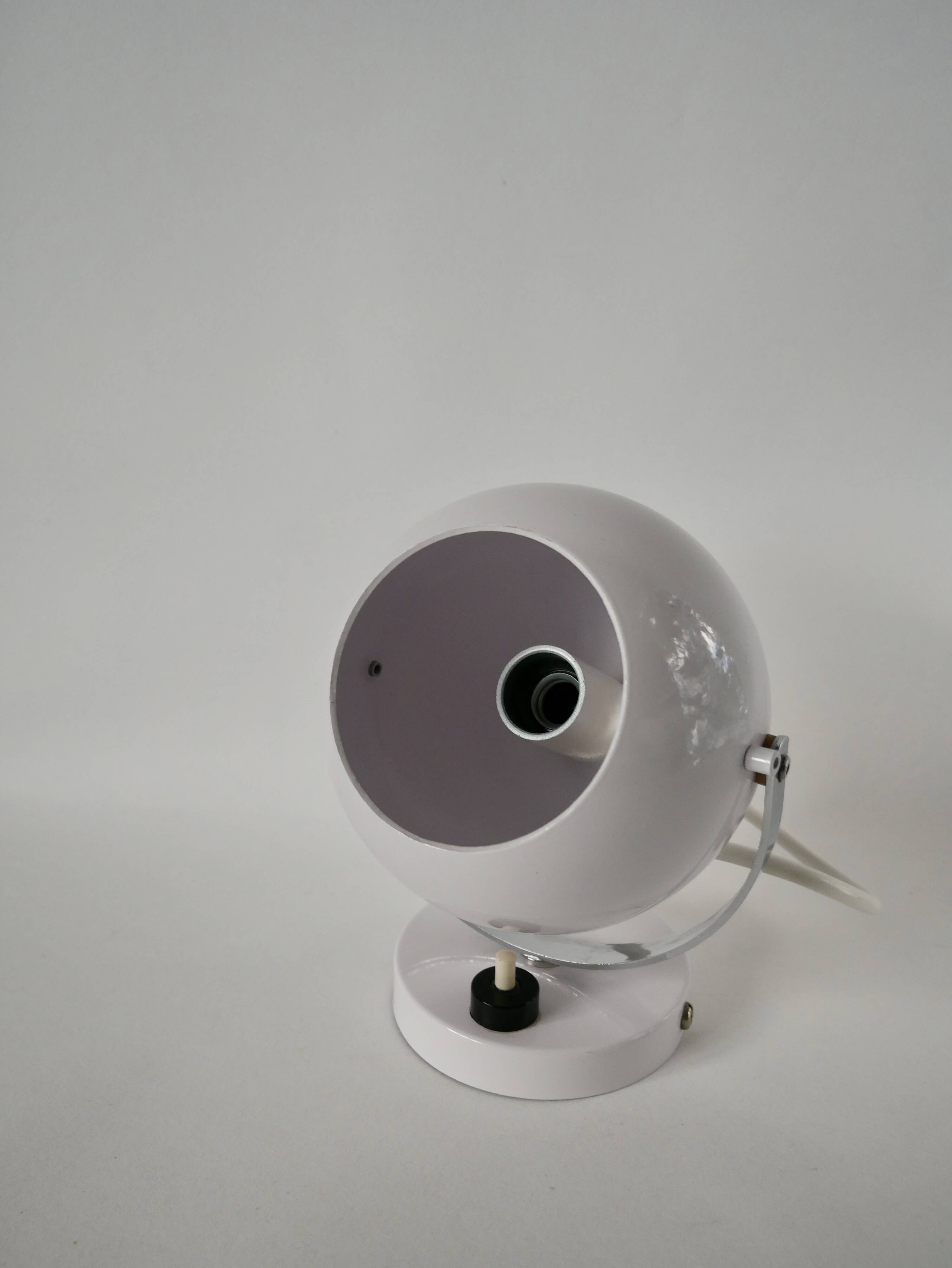 Eyeball space age white wall light from the 70s