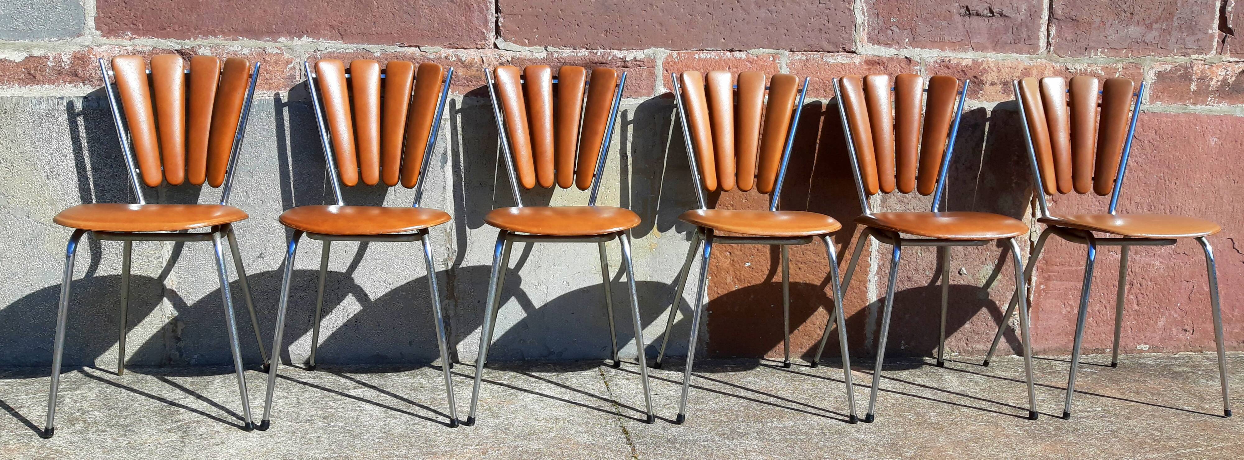 Lot de 6 chaises "pétale" de Soudéxvinyl