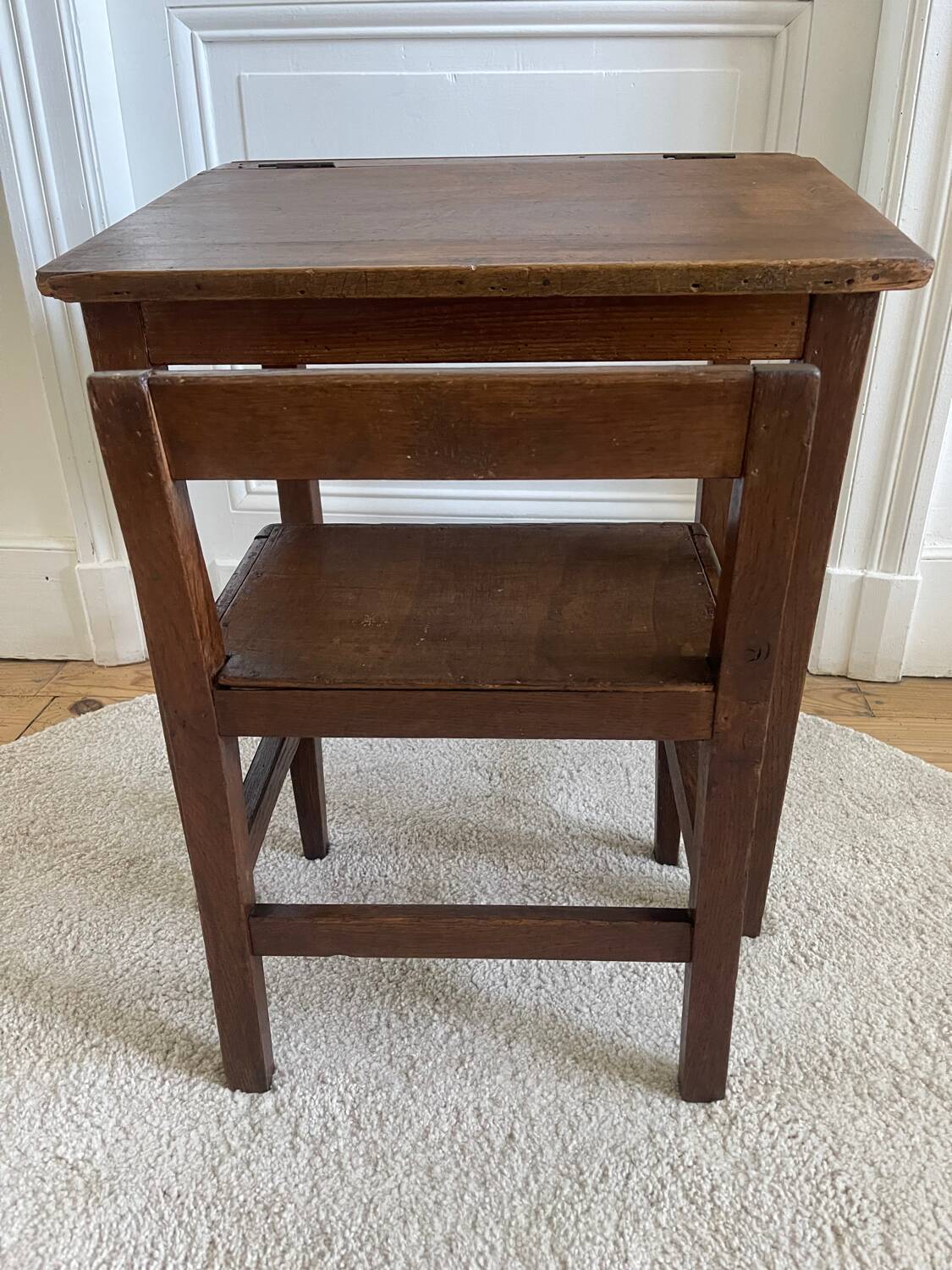 School desk and chair from the 1940s/50s.